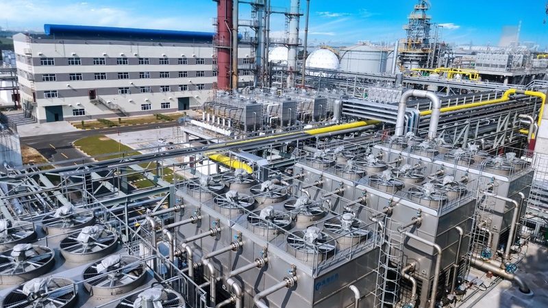 螺杆冷水机选型：关键参数与实际应用解析**